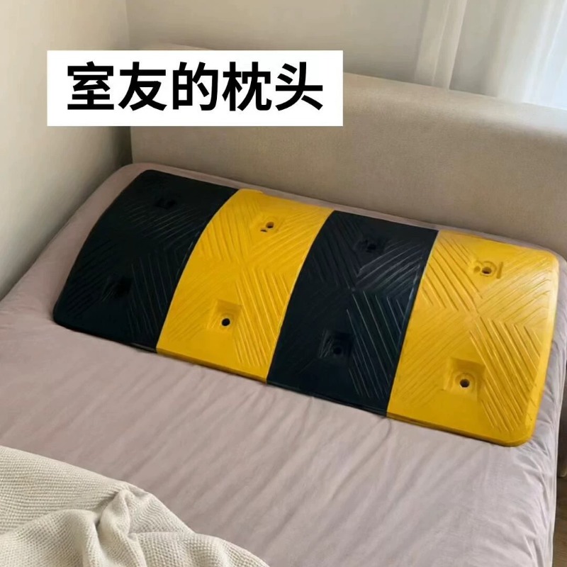 Divertida almohada con forma d - Prank Toys reseña y precio